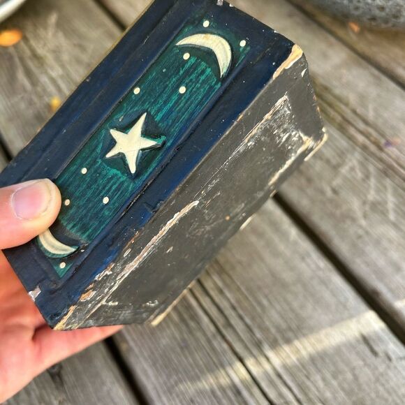 Artistic Moon Face Box Trinket Decor - Orange and Green- Whimsy Goth 90s Vintage - Picture 10 of 13